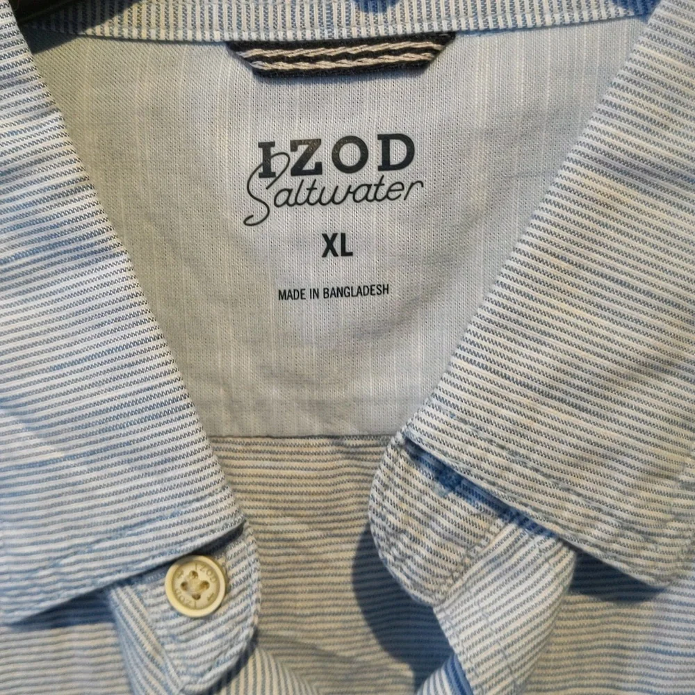 Mens button down - Picture 2 of 3